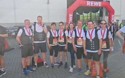 Dachdecker laufen – und das richtig: Unser Rückblick auf den Hamburg Marathon 2025